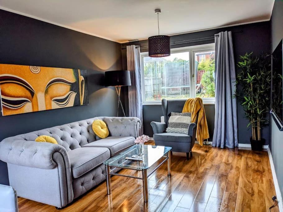 Hidden Gem !Stunning 3 Bedroom Home In Sheffield Handsworth Zewnętrze zdjęcie